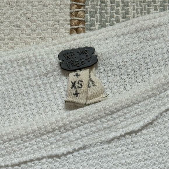 We The Free Blossom White Long Printed Balloon Sleeves Boho Oversized Top XS - Picture 9 of 10